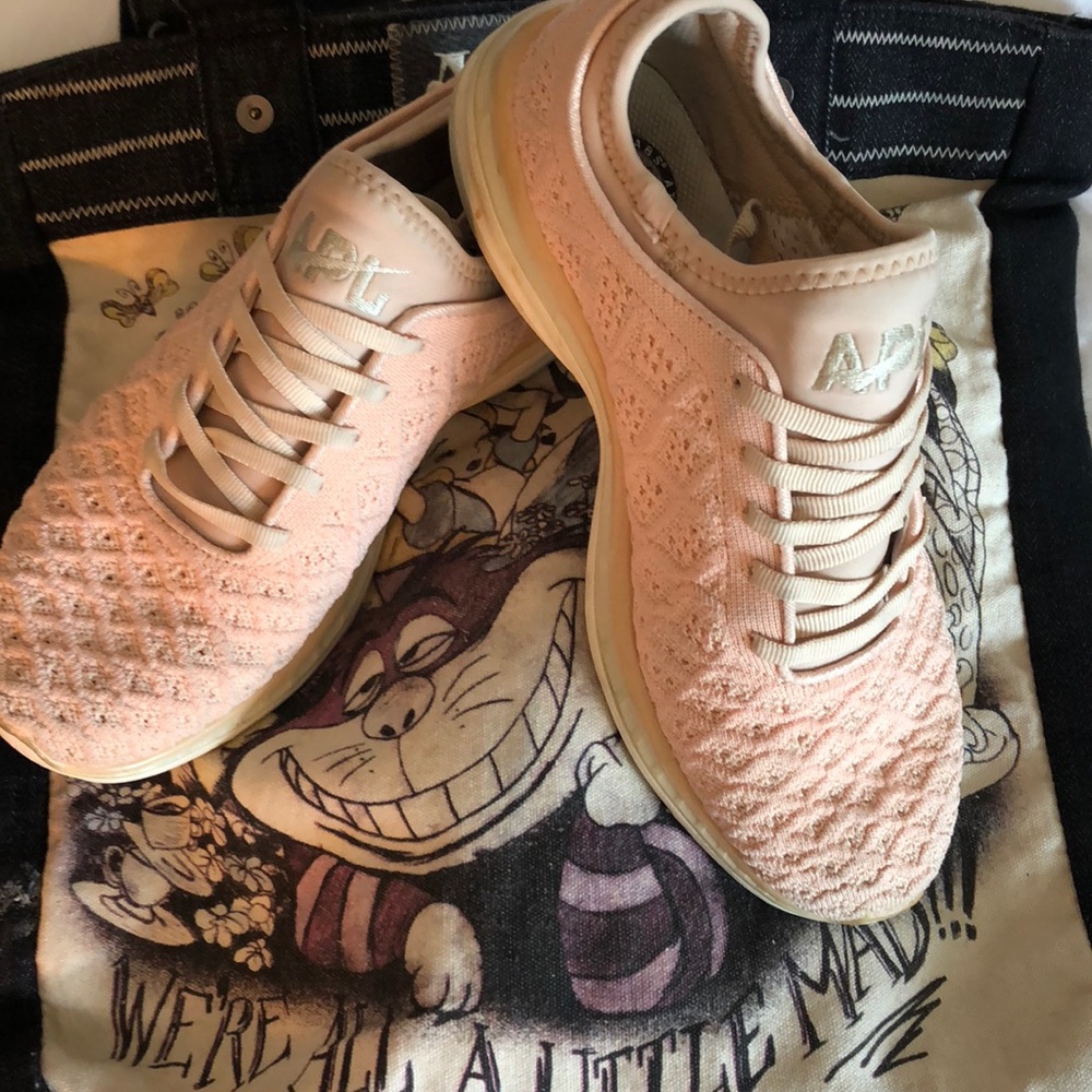 APL size 7.5 150.00